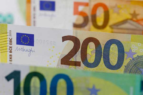 2025年3月17日外汇市场主要货币对上一交易日收盘价